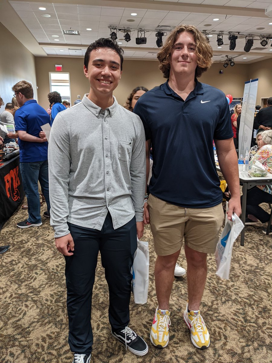 CBluffWBL's tweet photo. More Bears seeking full and part time employment at the Hall County Schools Hiring Fair. Thank you to our business partners who came to speak with and interview our students! #bearsatwork #gawbl

@HallcoCBHS @Hall_Schools @HallCountyWBL @GeorgiaCTAE https://t.co/i07VROpQHF