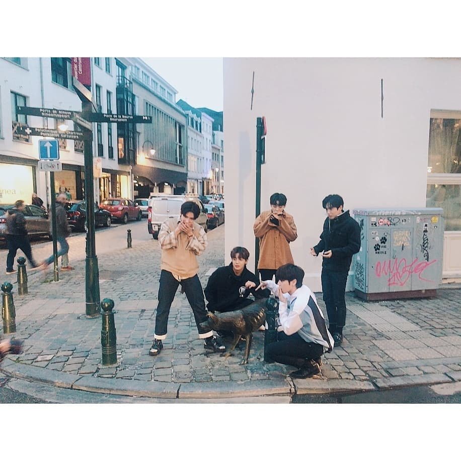 ACEtagram_7's tweet photo. 190302

[#ACE_PHOTO]
A.C.E WORLD TOUR IN EUROPE - TO BE AN ACE
✔Special Project is Coming soon !

#ACE #에이스
#ACE_WORLD_TOUR
#TO_BE_AN_ACE
#SPECIAL_PROJECT
#COMING_SOON

🖇️ https://t.co/Bppkym6ACg

#ACE #에이스 @official_ACE7 https://t.co/FPy6hM0iwF