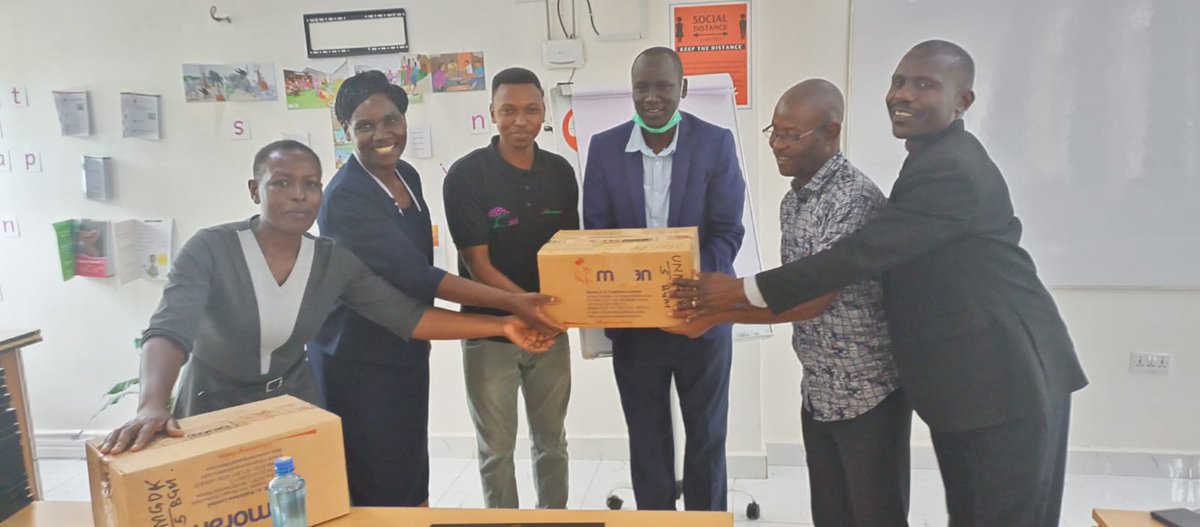 ALP_program's tweet photo. To support the innovations in Mwibale primary school, @ZiziAfrique donated 222 storybooks. This are just efforts to ensure that the school continues with the reading culture.
#JisomeeJitegemee https://t.co/rcVZDjmrV1