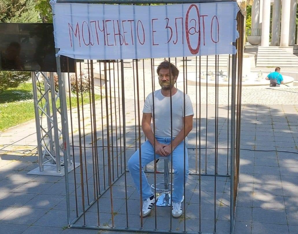 Ама нели превозот бесплатен ? Што сега зоолошка ?