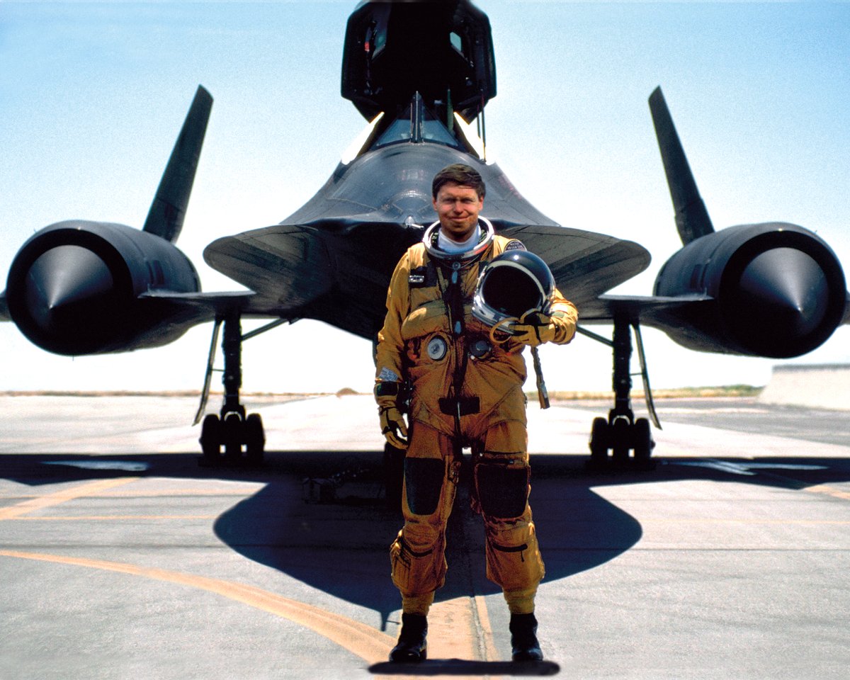 CBAACanada's tweet photo. Former USAF pilot Major Brian Shul will share his compelling story of living fearlessly and embracing the opportunities each day at #CBAA2022 ’s special Luncheon with Aviation Leadership.
Register today!!https://t.co/afp5K5pCn1
#TheSpeedofLife
#speedofbusiness
#bizav https://t.co/0hNqpXk6o4