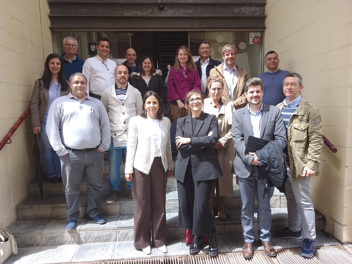 ACENOMA's tweet photo. Hoy hemos visitado la empresa @prototecnica en el Centro de Empresas de @sansecomunica: convierten tu idea en un prototipo y demuestran que tu proyecto puede funcionar.
#Sanse #sansebastiandelosreyes #Innovacion #emprendimiento #prototipos #sociosacenoma https://t.co/0ixJObUp2h