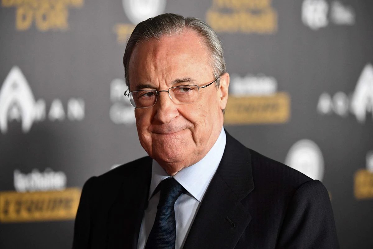 Cr7stianismo_'s tweet photo. Florentino pagó 131 millones de euros por fichar a Cristiano Ronaldo + Benzema. Como madridistas, suman más de 300 asistencias y más de 750 goles. Ambos ganaron 4 Champions en 4 años.

Recordemos que el City se gastó el mismo dinero en Grealish. https://t.co/bNEloDhRdn