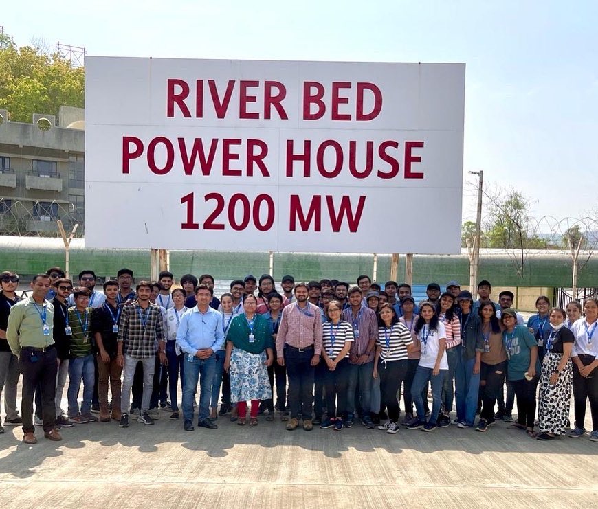 adit_cvmu's tweet photo. ADIT-CVMU

To spread awareness on sustainable projects, as a part of PES Day  Celebration 2022, IEEE ADIT SB visited Sardar Sarovar Hydro Electric Project, Narmada. They also visited the Statue of Unity. 

#cvmuniversity #adit #aditians #IEEE #ieeegujaratsection #IEEEADITSB https://t.co/Ff9UEkn1RX