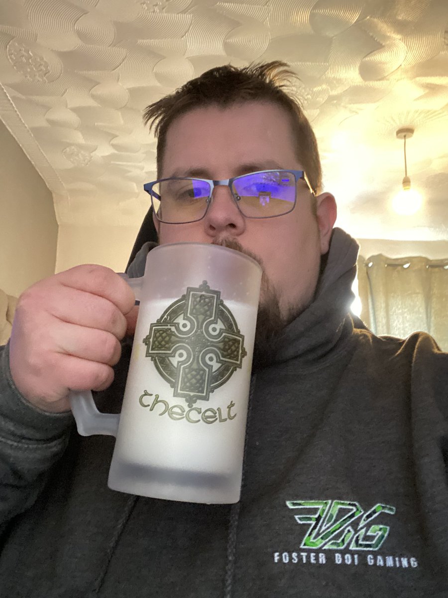 FosterBoiGaming's tweet photo. Enjoying my little Win from @the_celt1  the frosted stein is amazing top quality like you would expect from @StreamingMerch  can’t get much better than this company #bestmerch #VE2 https://t.co/HZwqTCAnPv