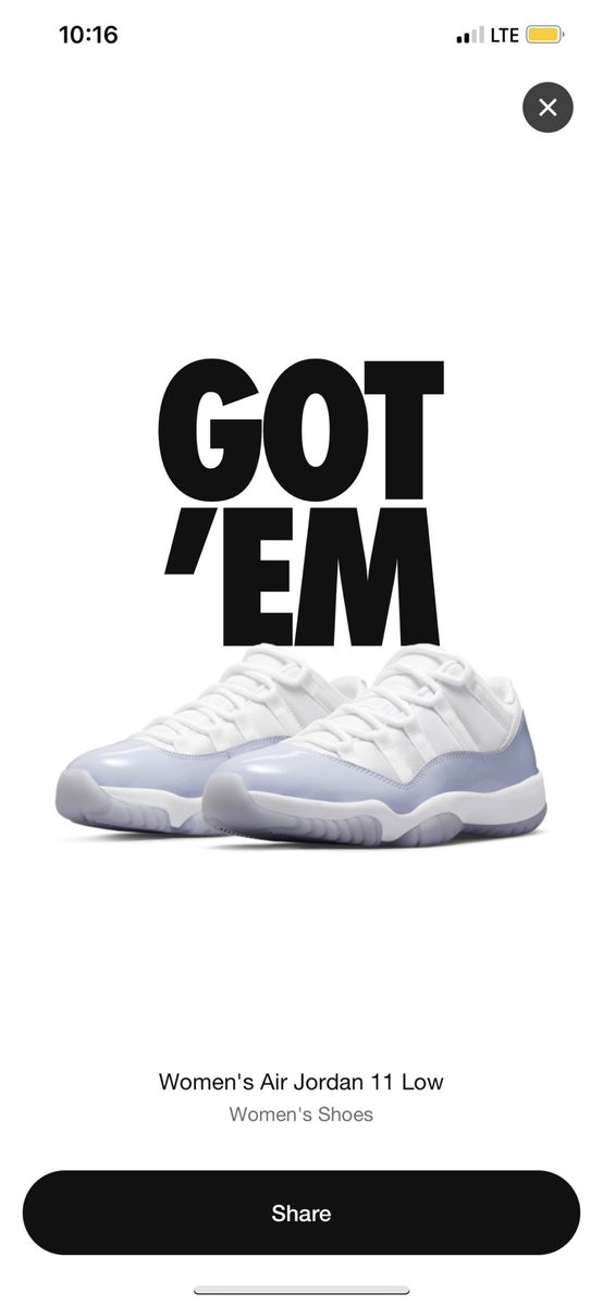 Size 9 Womens if anyone needs ;) #CT