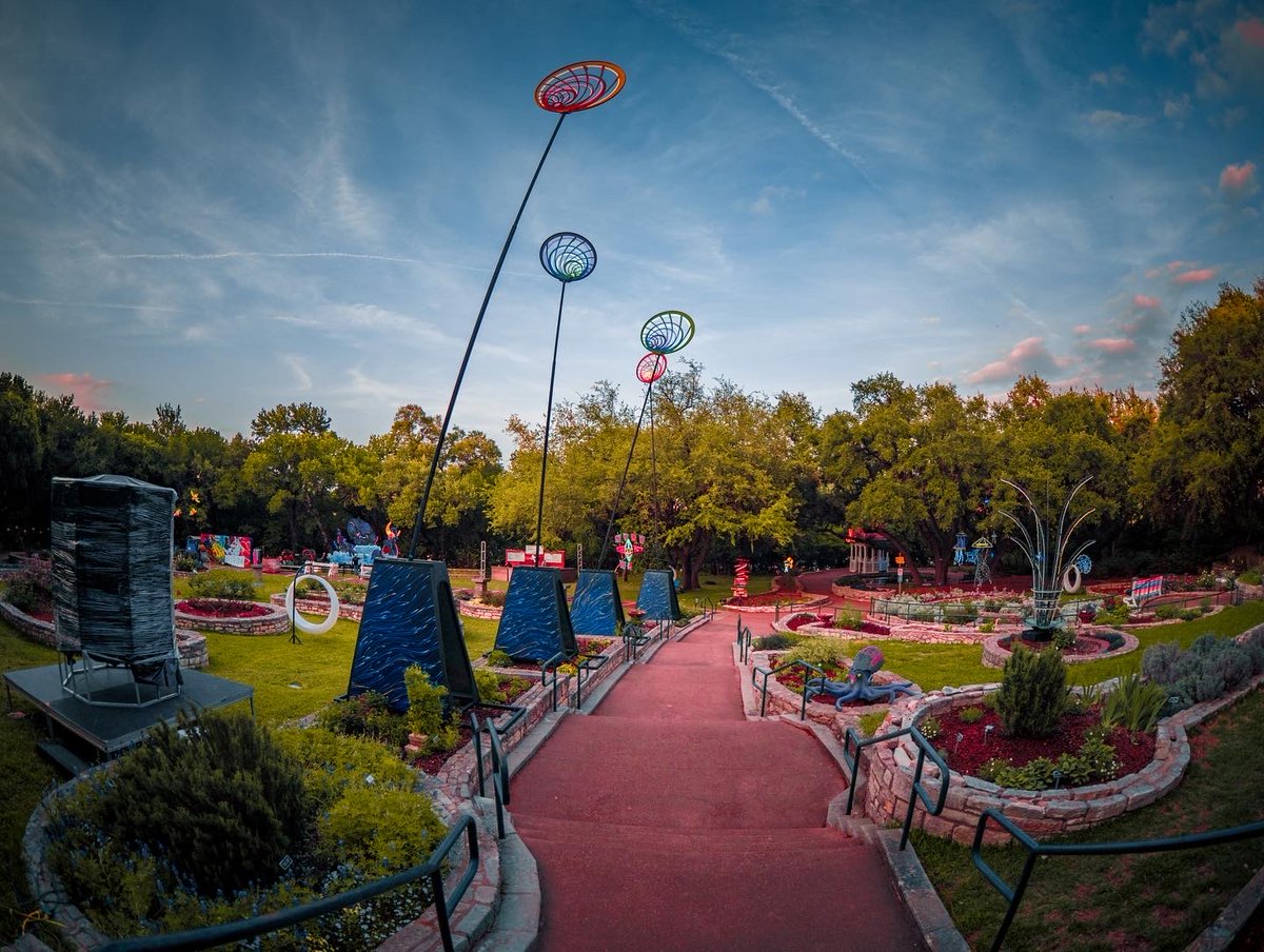 ZilkerGarden's tweet photo. Tonight, 6-10pm @ZilkerGarden Who's coming?
@IonArtInc #ATX #Austin #visitaustin #do512 #whenwherewhat #surrealgardenatx
https://t.co/I1jlV53XVT https://t.co/1UaomhJxES