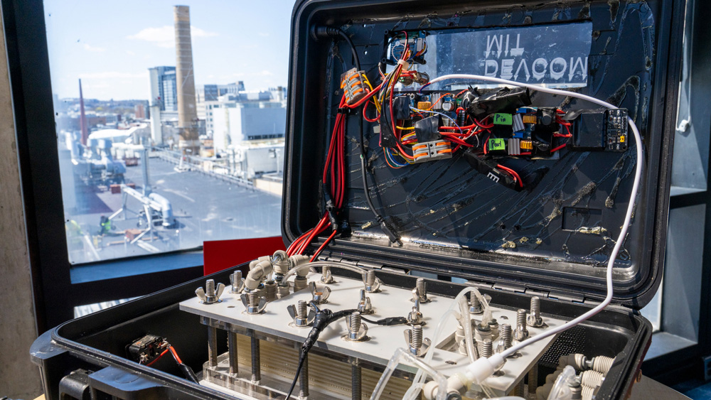 .<a href="/RLEatMIT/">RLE at MIT</a> researchers have built a portable desalination unit that generates clear, clean drinking water without filters or high-pressure pumps. The suitcase-sized device requires less power than a cell phone charger and can run on a small solar panel. mitsha.re/8rLQ50IUpmq