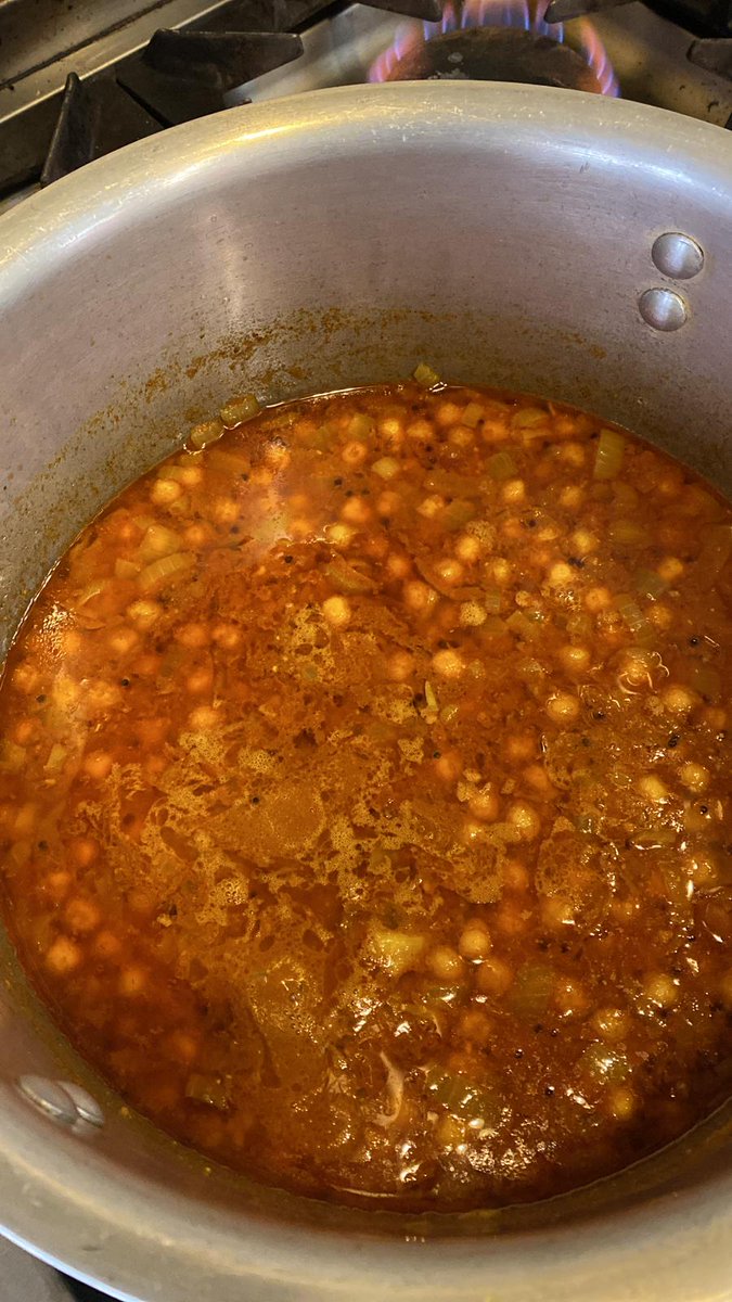 SoulSouthwark's tweet photo. Chick pea curry and brown stew chicken with rice and salad which went down well at the hub today. https://t.co/C5jqyzcja3