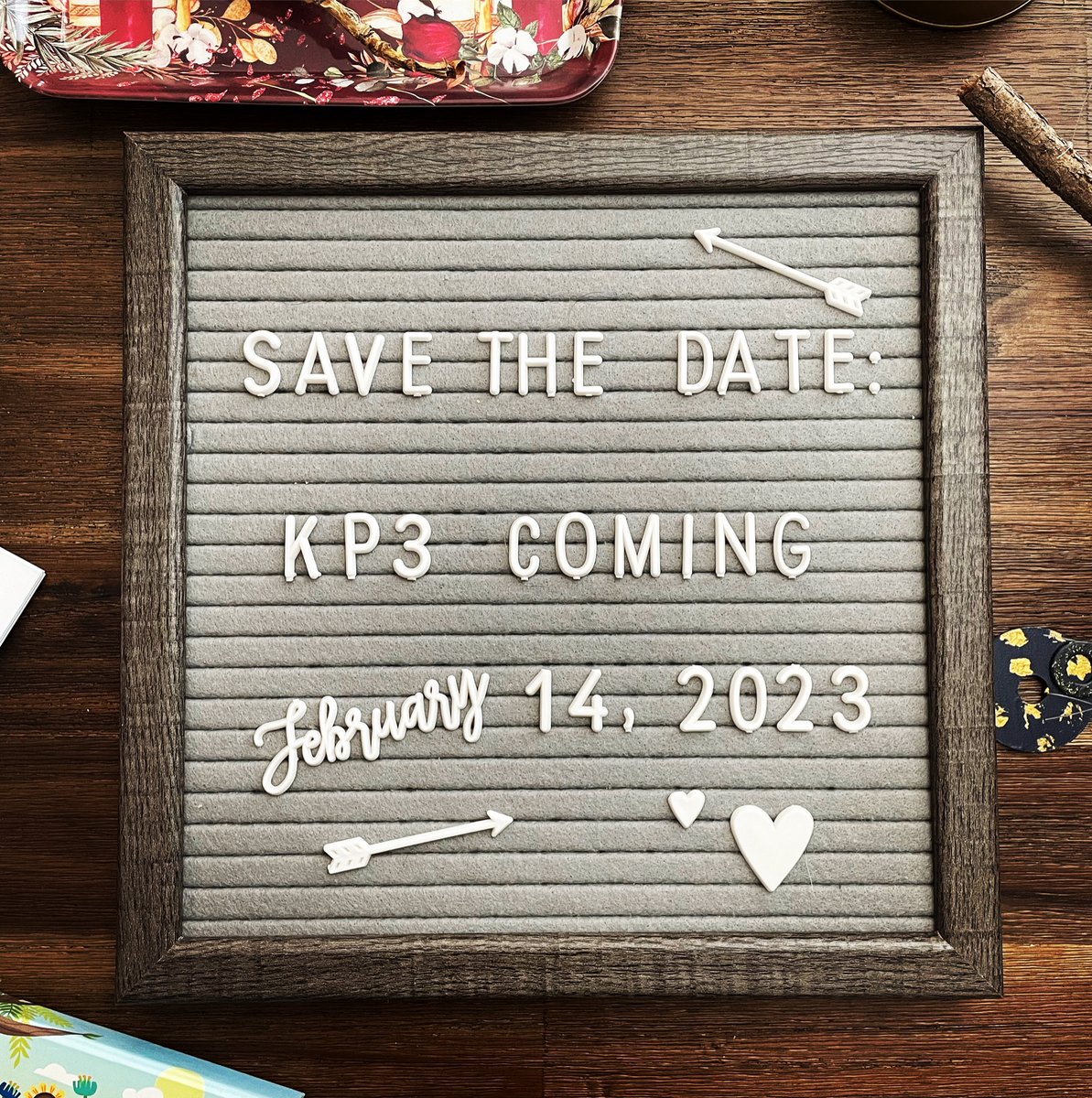 ByNatalieMae's tweet photo. It’s my birthday today! So I thought I’d share some fun bookish news too 🥰 https://t.co/65wn2eGBcf
