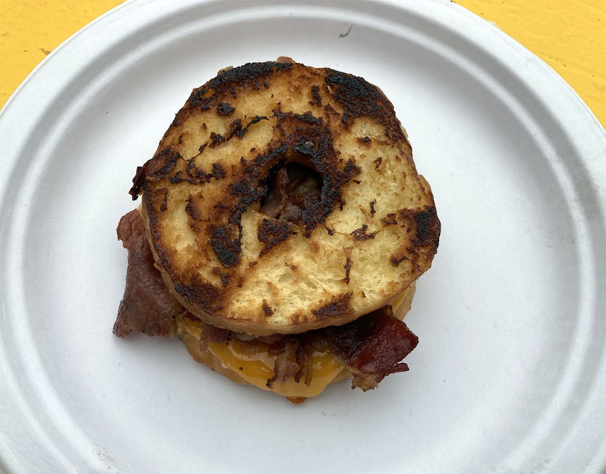 okcimprov's tweet photo. A special THANK YOU to all of our #Booth20 volunteers who helped deliver laughter & great food at @ArtsCouncilOKC's 2022 Festival of the arts! And a HUGE shoutout to our partners @TomAndChee OKC locations for serving such out-of-this-world cheesy goodness this year! #PlazaProv https://t.co/aBKHwZqUJf