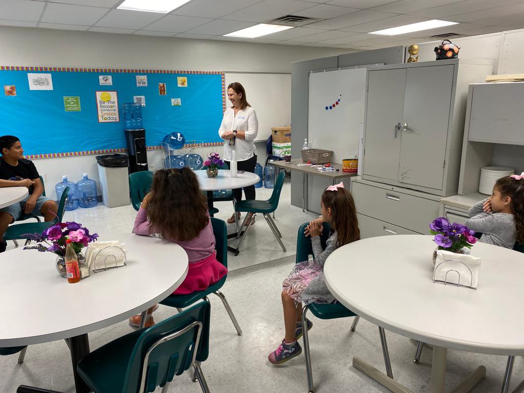 BrowardESOL's tweet photo. The future of @browardschools learned the difference between a translator and an interpreter. Also, the amazing services offered to families at the International Welcome Center. #takeyourchildtoworkday @mnelsas @HSaintval @Jan3tLo #BCPSProud https://t.co/DMgxjgMabb