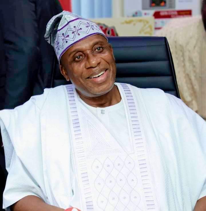 TodayNow13's tweet photo. Rotimi Amaechi in Lagos with Lagos delegates
#Forwardwithcourage
@ChibuikeAmaechi
@ndukwe_oby 
@ObyNdukwe1 22212563841
@abati1990 
@officialABAT https://t.co/kQg2cVTxKS