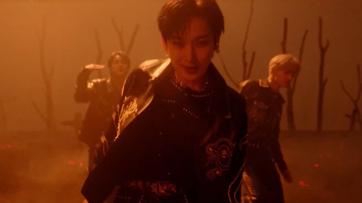 filmksw's tweet image. KIM SUNOO IS SO COOL FOR THIS