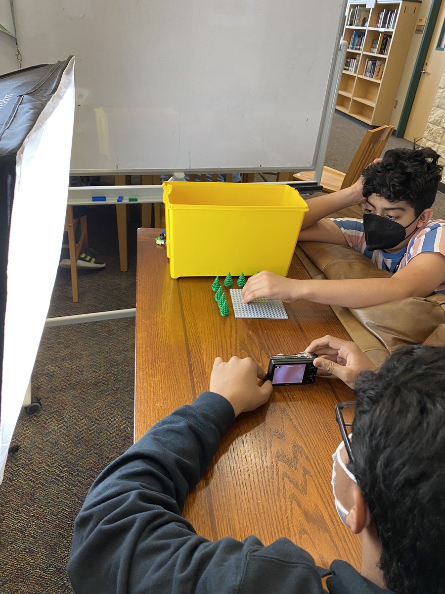 The Makerspace club is experimenting with stop motion 🎥