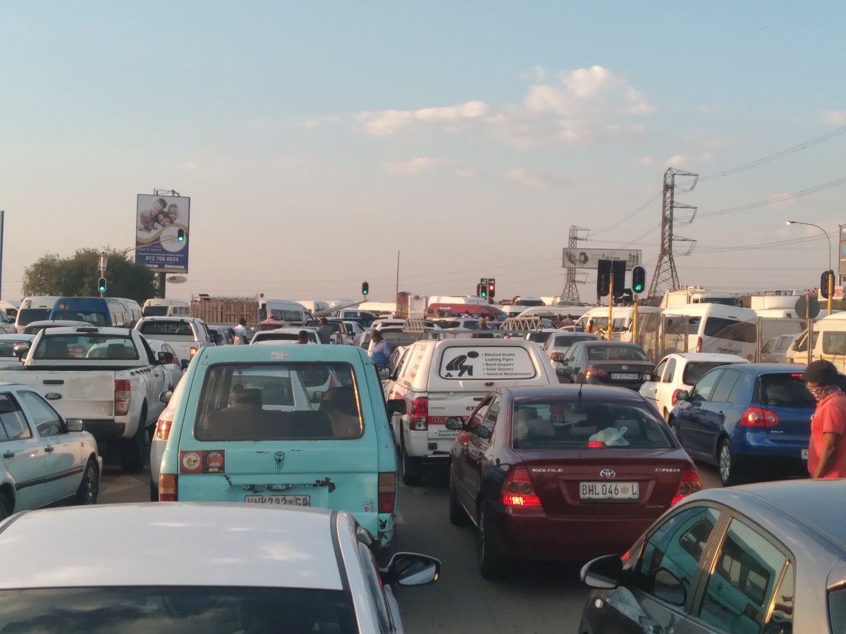 Shipalix's tweet photo. Traffic standstill in front of Birch Acres Mall. Where is @CsfEkurhuleniMM @City_Ekurhuleni metro police to control traffic when it's like this? Taxis are just doing as they please and inconvenience everyone else! https://t.co/TFkW5Mehg8