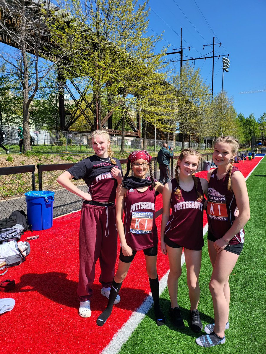 TCrater10's tweet photo. Congrats to our PGHS girls 4x100 team who ran at Penn Relays this morning!! They ran a time of 54.27 seconds and placed 4th in their heat. Great job, ladies!!

Our girls 4x400 relay team will be running later this afternoon!

Go Grove!!
@PGSDAthletics @PGHSnews https://t.co/8zusPhRHGO