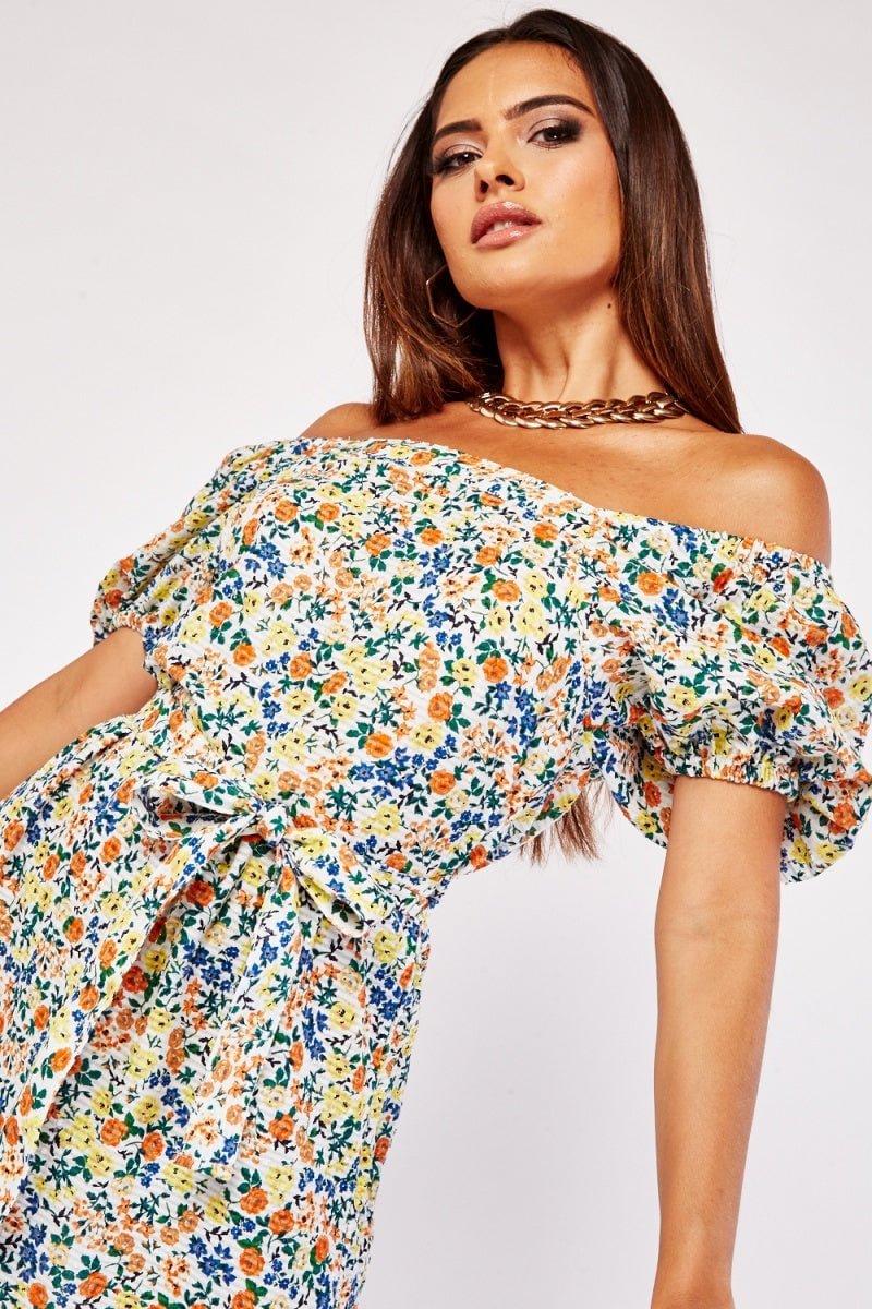 #GORGEOUS 🥰 £8 Amazing Value #Famous Store Square Neck #Floral #Dress. Perfect for the #summer! Sizes 6-18 Click Here: bit.ly/3r4YjEH