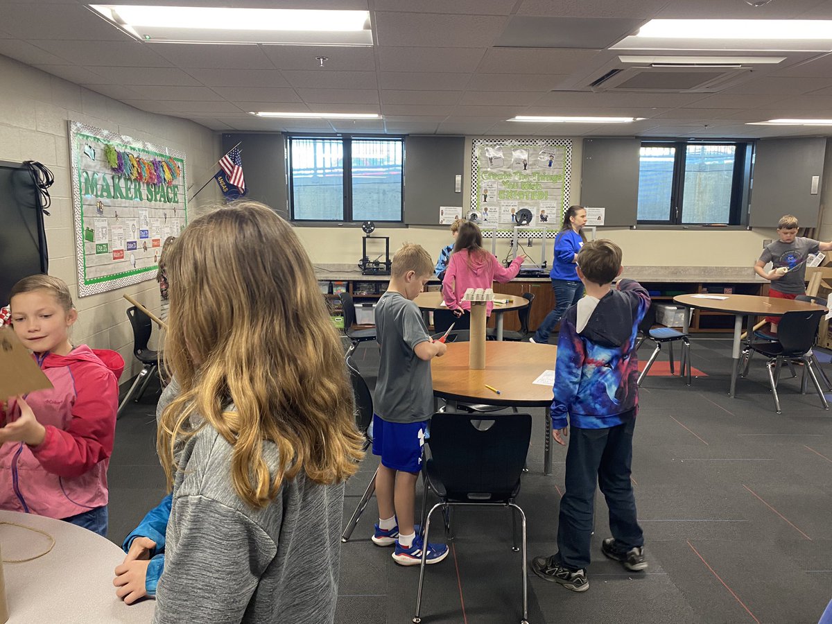 jennasaurustech's tweet photo. Day 2 of squirrel obstacle courses in the maker space! https://t.co/0gxmJqysAP