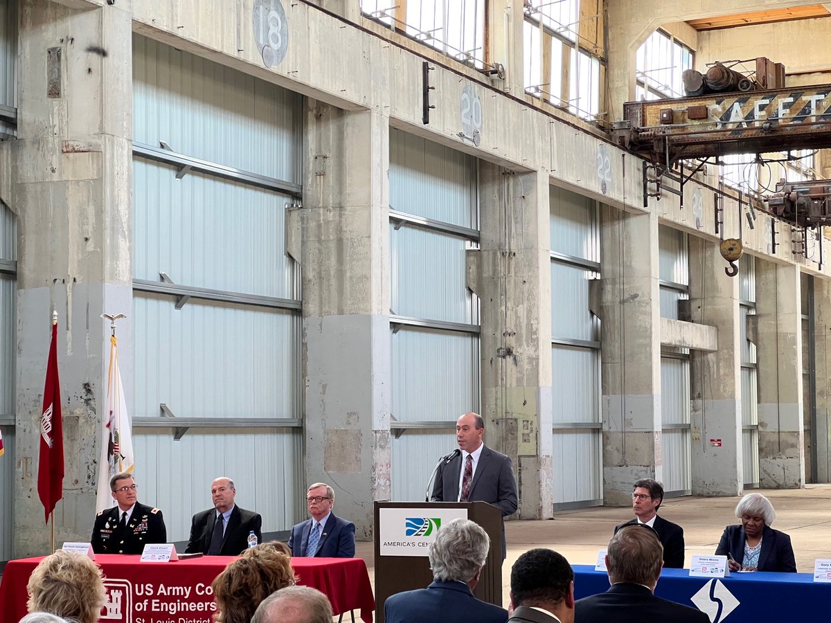 The Metro East Levee System has received full FEMA accreditation! Thank you to the SW IL Flood Prevention District Council &amp; <a href="/TeamSaintLouis/">St. Louis District</a> for all the hard work, to <a href="/AmerCentralPort/">America's Central Port</a> for hosting, &amp; to all the county, state, &amp; federal partners who made this happen for our region!