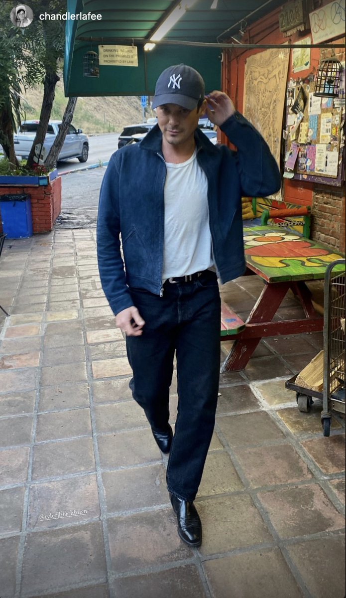 grasonas's tweet photo. A Modelโข ๐ฅ
WHO ALLOWED THIS OMG *_*
#TylerBlackburn #ICannotHandleThis #SendHelpASAP #ThankYouChandler https://t.co/ybDZnffizW