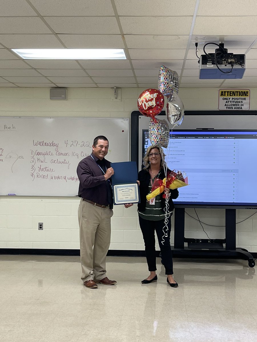 NHREC_CTE_BF's tweet photo. Congratulations to Tanya Rogers for being selected as the Butler Farm Teacher of the Year! ๐ Ms Rogers has been teaching #Cosmetology at #NHREC for 9 years. The students & staff are thankful to have her. #BoldlyServing #WeAreNewHorizons @NHREC_VA @TRogers_Cosmo https://t.co/5106jDeHKr