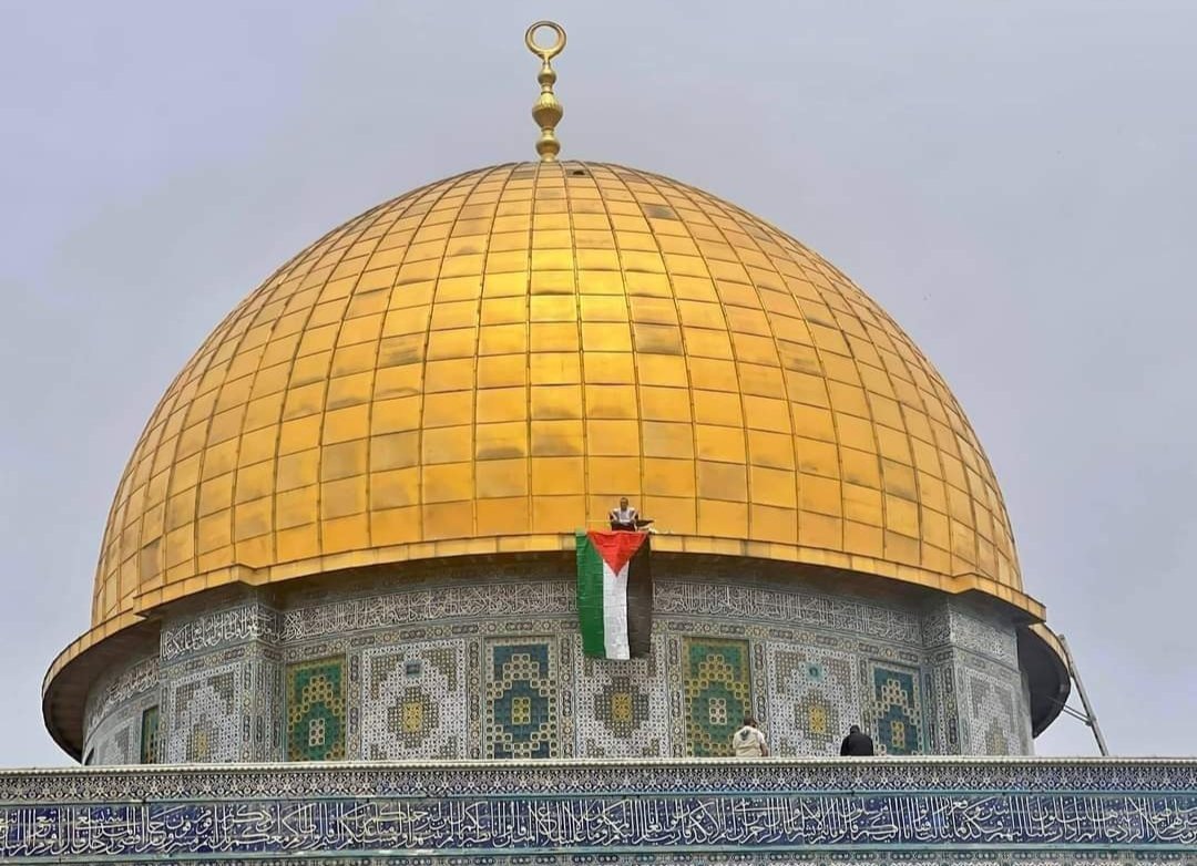 AdnanMusavi's tweet photo. Last Will of  Imam Ali (as) to Imam Hassan (as) 
"Be an enemy of tyrant and be a friend &amp; support of those who oppressed

Palestine is not alone we all are with Palestine and InshaAllah 
Palestine will be liberated Soon

#AlQudsDay2022 
#FreePalestine 
#AlAqsaUnderAttack https://t.co/PYUCzwI40w