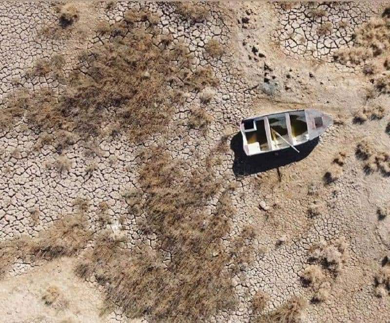 Tomorrows show  at 10 am we have a special report  from <a href="/AlannahTravers/">alannah travers</a>  in Iraq about the terrible drought of Lake Sawah and how difficult life is getting for so many arabnews.com/node/2071441/m…  <a href="/XRmuslims/">Extinction Rebellion Muslims ☪️⏳🐝🌿</a> <a href="/XRebellionUK/">Extinction Rebellion UK 🌍</a> <a href="/XRIntSol/">Extinction Rebellion Internationalist Solidarity</a>