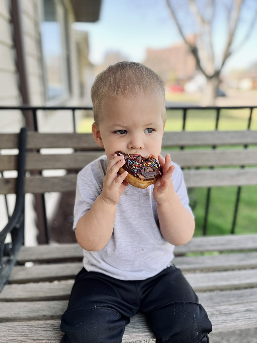 Here’s something cute for your feed. 

🍩 cred: <a href="/huskersaj12/">Kelli Sajevic</a>