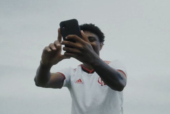outofcontextCRF's tweet photo. Flamengo lançou Manto novo / Olhei o preço no site https://t.co/rACje3D1np