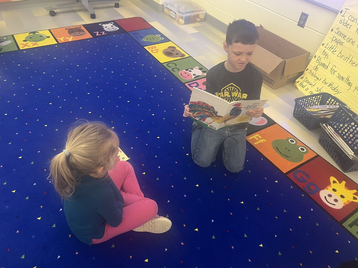 ColorC0dedChaos's tweet photo. Our 3rd graders had a blast reading to our kindergarten buddies in @MelaneyLooseNH class! 💛 @MrsBMcReynolds (part 2) https://t.co/OUOua9vn2q
