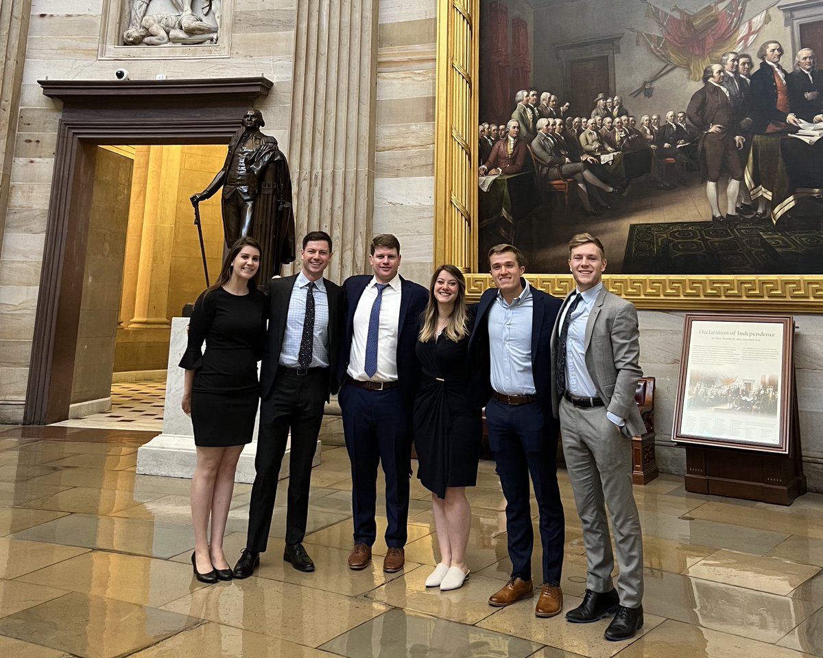 karlymatthews_'s tweet photo. Great morning in the Capitol with the @ACC_National DC team + Benji, meeting @LeaderMcCarthy to talk about climate solutions #RootedinAmerica on Arbor Day eve! 🌳🌎 https://t.co/7XkMStIQaH
