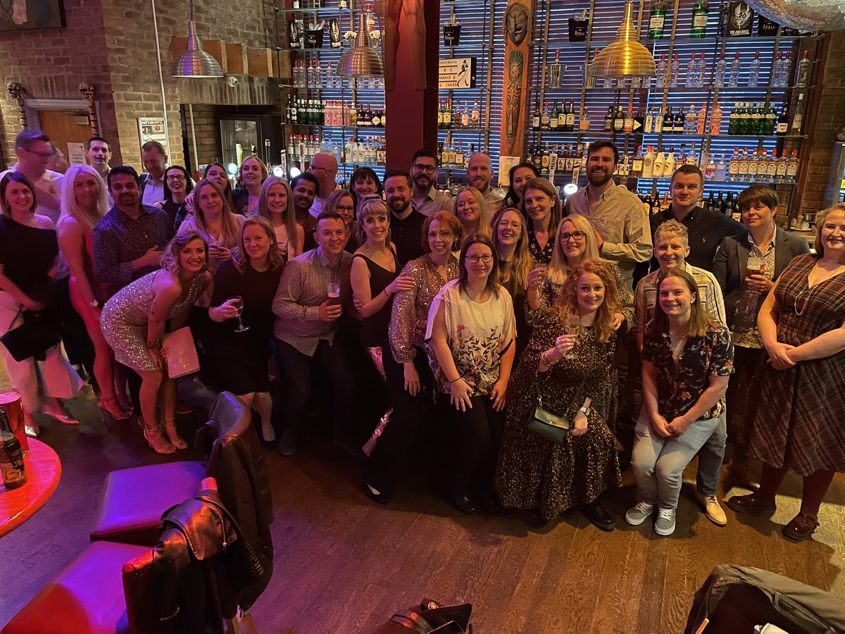 ACPBab's tweet photo. Ta rah bab to ACP-ing for 10.5 years in ED!! Exciting times ahead trailblazing at a new SDEC with a new team. Strong leaders, right team, right place!! https://t.co/ygTxdGZBwT