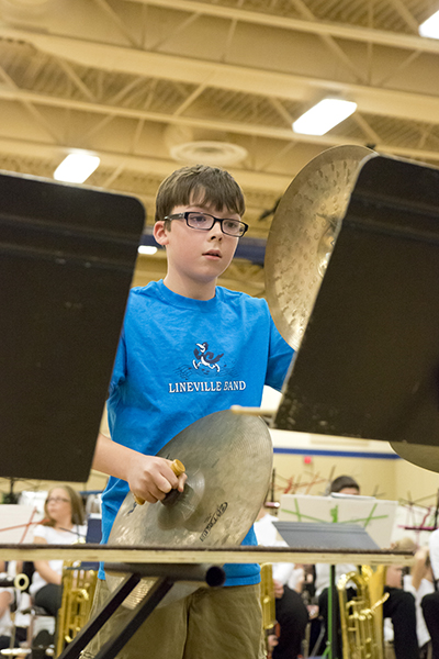 HSSD's tweet photo. What an honor! HSSD is delighted to be recognized as one of the Best Communities for Music Education by the NAMM Foundation. 

Full Story: https://t.co/YF5s9vmHil https://t.co/8F4SBE2CrI