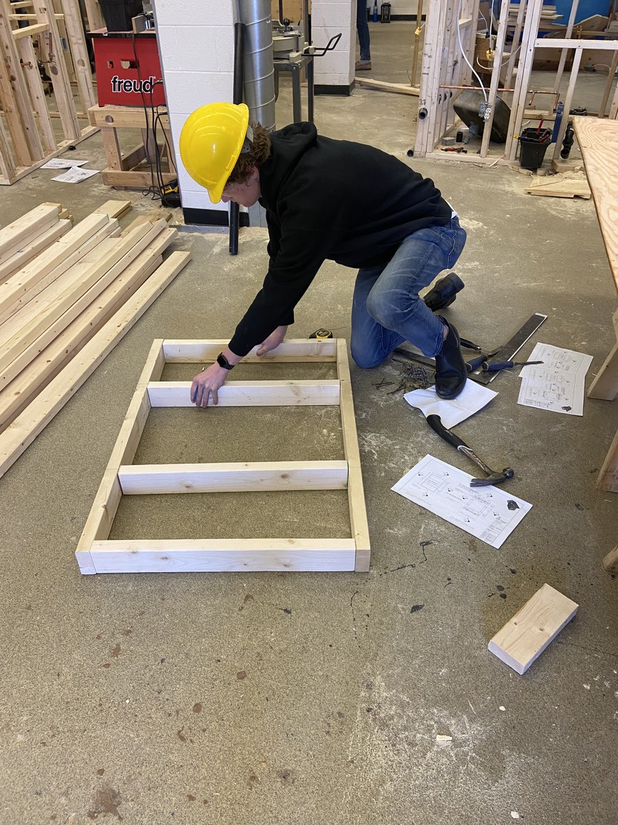 Christine Moore tweet media