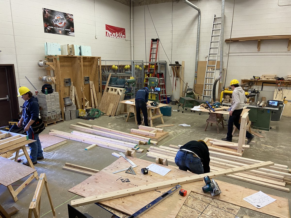 Christine Moore tweet media