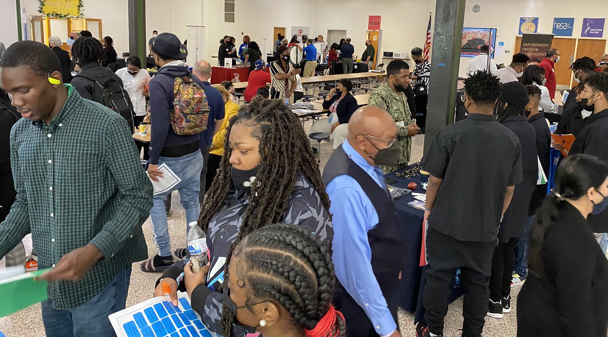 Laura Faulcon tweet media