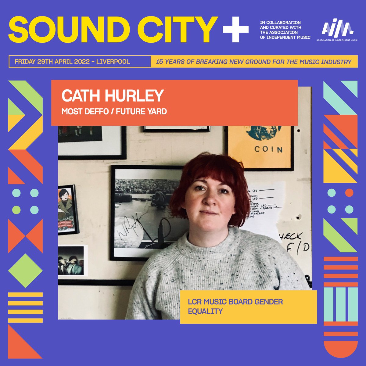 Taking part in a panel tomorrow at @SoundCityPlus representing the Gender Equality Subgroup of the @LCRMusicBoard with @Beckoir, @GraceGoodwin20  and @kevmcmanus7 - 11:30am at @LEAFonBoldSt.

Come say 'ello. Here's a picture of me to prove it's happening.