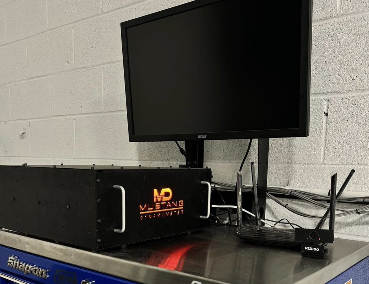 MustangDynos's tweet photo. Check out OSOSIK Media in Hemet, California @ososikmedia 
https://t.co/cpf23X7SJy
Nice set up
https://t.co/rQ2Xw1hLmE
#ososikmedia
#MustangDynamometer
#MustangDyne 
#MustangDyno
#DynoTuning
#DynoTune https://t.co/X6NnEthCKt