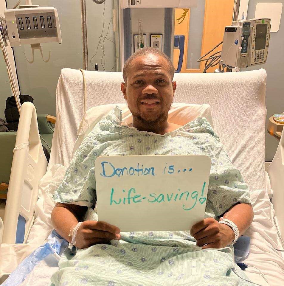 SharingHopeSC's tweet photo. "Donation is...Life- saving!" Mike, currently waiting on the gift of a kidney in SC #ShareHope #DonateLife #NDLM #SCBlueGreen @DonateLife @UNOSNews https://t.co/DrEzDo81Uo
