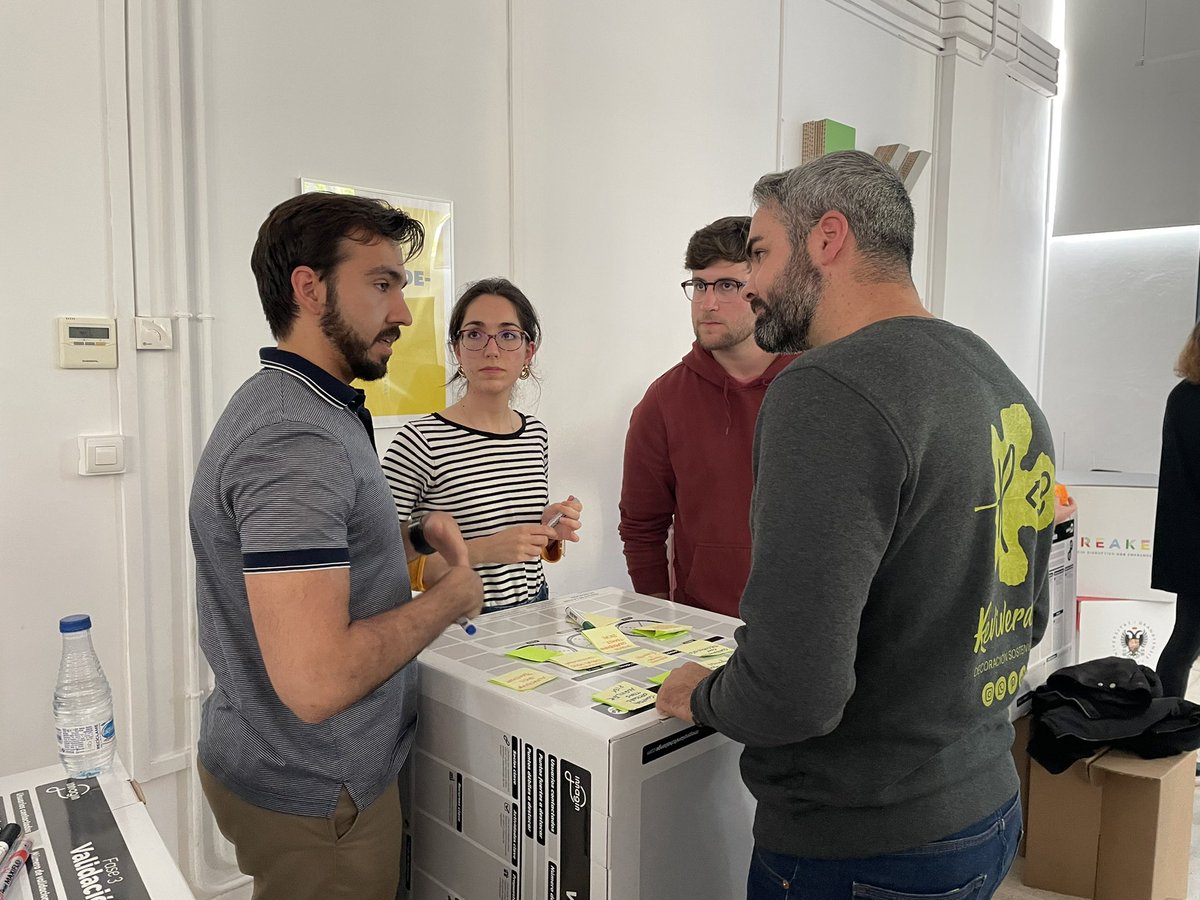 UGR emprendedora tweet media