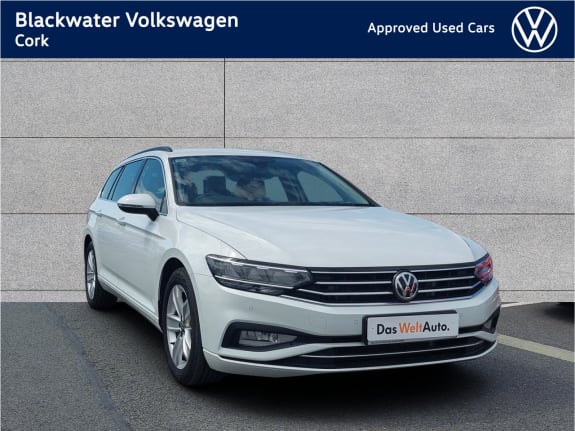 BlackwaterMotor's tweet photo. This weeks car of the week for Blackwater Motors Cork is a stunning 201 Passat Estate 2.0TDI 150BHP Business.🚗
Location: Cork
Price: €38,995
Colour: Pure White
Mileage: 8,251kms
#Volkswagen #Passate #CarOfTheWeek
For more info, visit: https://t.co/gHae8TmInj https://t.co/GtCzDfQn6e