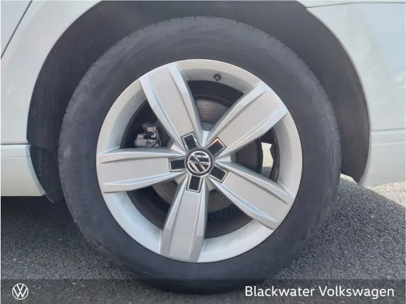 BlackwaterMotor's tweet photo. This weeks car of the week for Blackwater Motors Cork is a stunning 201 Passat Estate 2.0TDI 150BHP Business.🚗
Location: Cork
Price: €38,995
Colour: Pure White
Mileage: 8,251kms
#Volkswagen #Passate #CarOfTheWeek
For more info, visit: https://t.co/gHae8TmInj https://t.co/GtCzDfQn6e