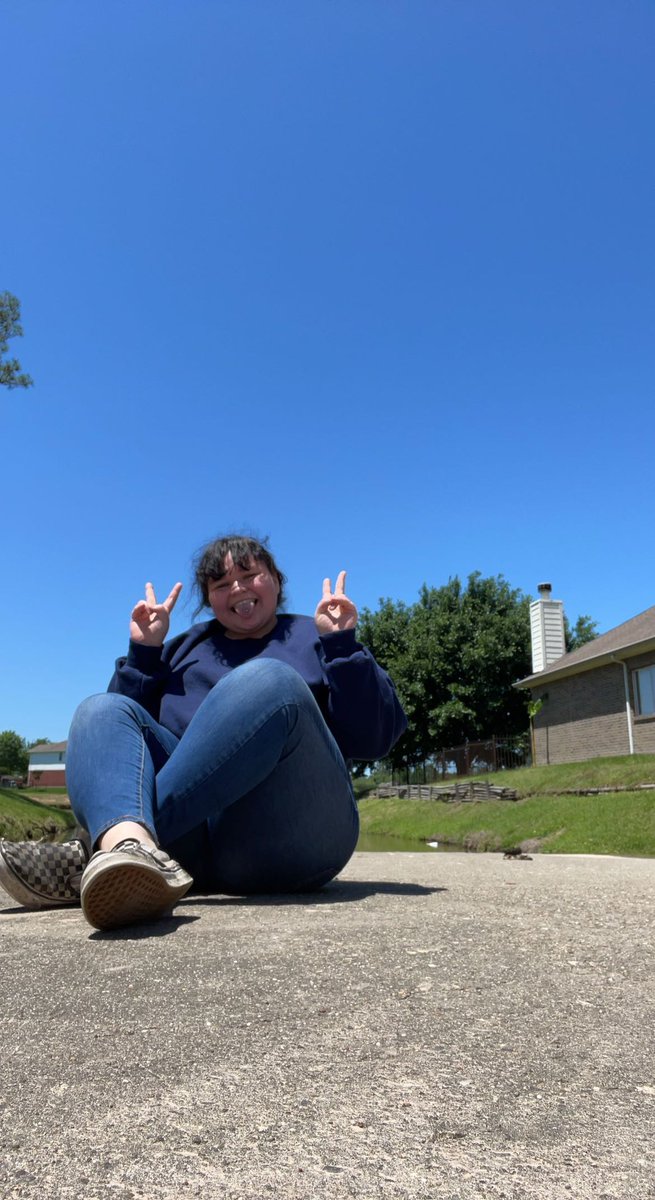 fckimgay's tweet image. yesterday was a fucking fever dream