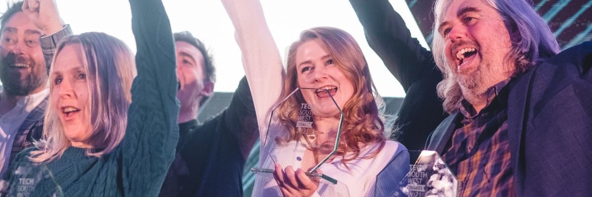 TechSWofficial's tweet image. OPEN TODAY …. The Tech South West Awards 2022

Over 20 categories recognising the very best tech companies  the South West has to offer 🙌

Enter here now!
bit.ly/TSWAwards22 

#TSWawards2022 #TechWinners

@rocketmakers  @stormUK @grantedltd @HQ_Matter