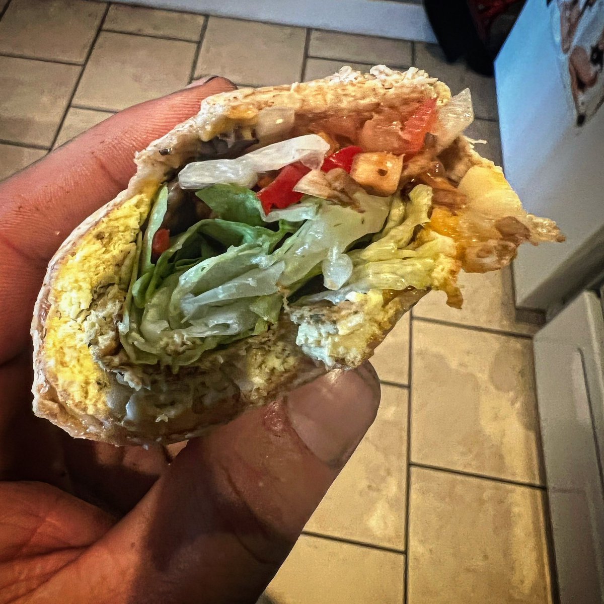 mygnarlybeard's tweet photo. #VeggieBreakfastWrap #RawRawRaw https://t.co/MQA0mxMEvA