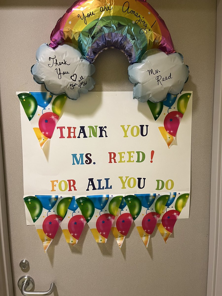 ErinDeChaumes's tweet photo. I am in awe of @DeChaumesESHISD thank you for showing me appreciation as your Wraparound Specialist. I must say that I work for the best campus in HISD. 🥺☺️🥰 @HISD_Wraparound HISD_Wraparound https://t.co/KoBN54ROqV