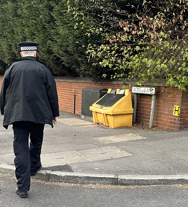 GMPOldham's tweet photo. #OPVALIANT
Our team are dedicated to keeping people safe from personal robbery, so you may see them out and about disrupting offenders and engaging with local residents.
@GM_VRU
https://t.co/o7esAm8fu6 https://t.co/YCQdFPehab