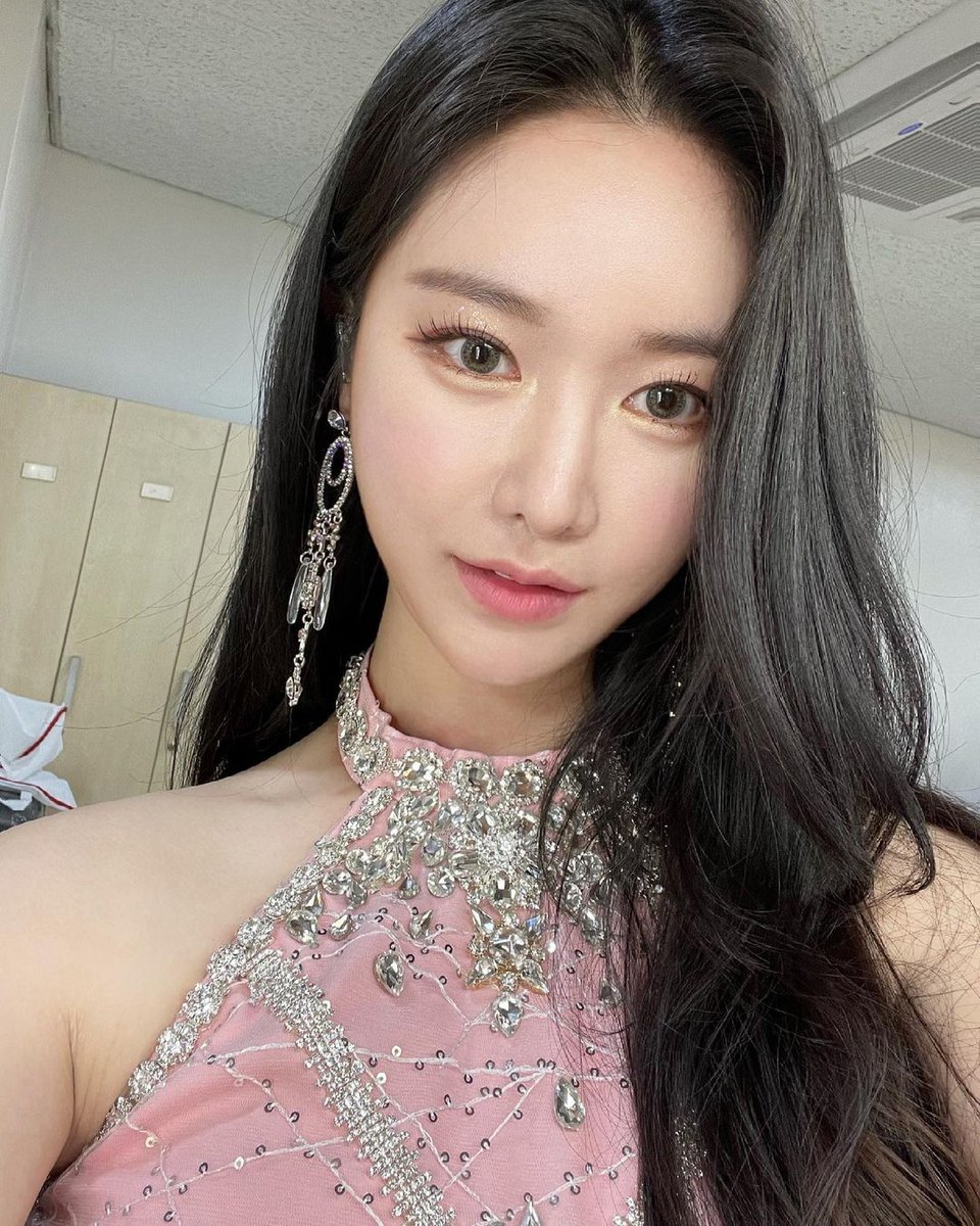 DMไม่แจ้งเตือนทักไลน์นะคะ || 𝟏𝟓𝟏𝟐 -𝓑𝓑𝓰 tweet media