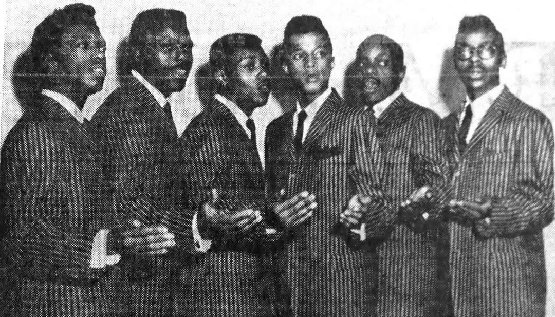 TheNuRons's tweet photo. #TBT #JerseySoul The inspiration for putting #TheNurons together were the (uncles and older brother of lead singer Daryl Howard) group The Emeralds. #TheEmeralds  (openers for The Drifters, Tams, Harold Melvin and The Bluenotes via #JimmyBishop at @wdasfm In Philly. https://t.co/GL1XBnnrev